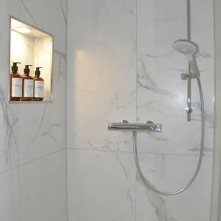 Sea Dreams L Design-ferienwohnung #octopus Seapearl - Am Hauptbahnhof * Σβερίν